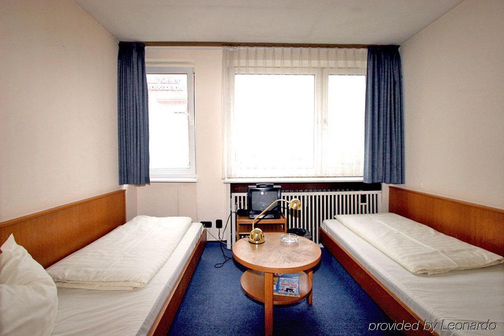 Hotel Ostseehalle Kiel By Premiere Classe Екстер'єр фото