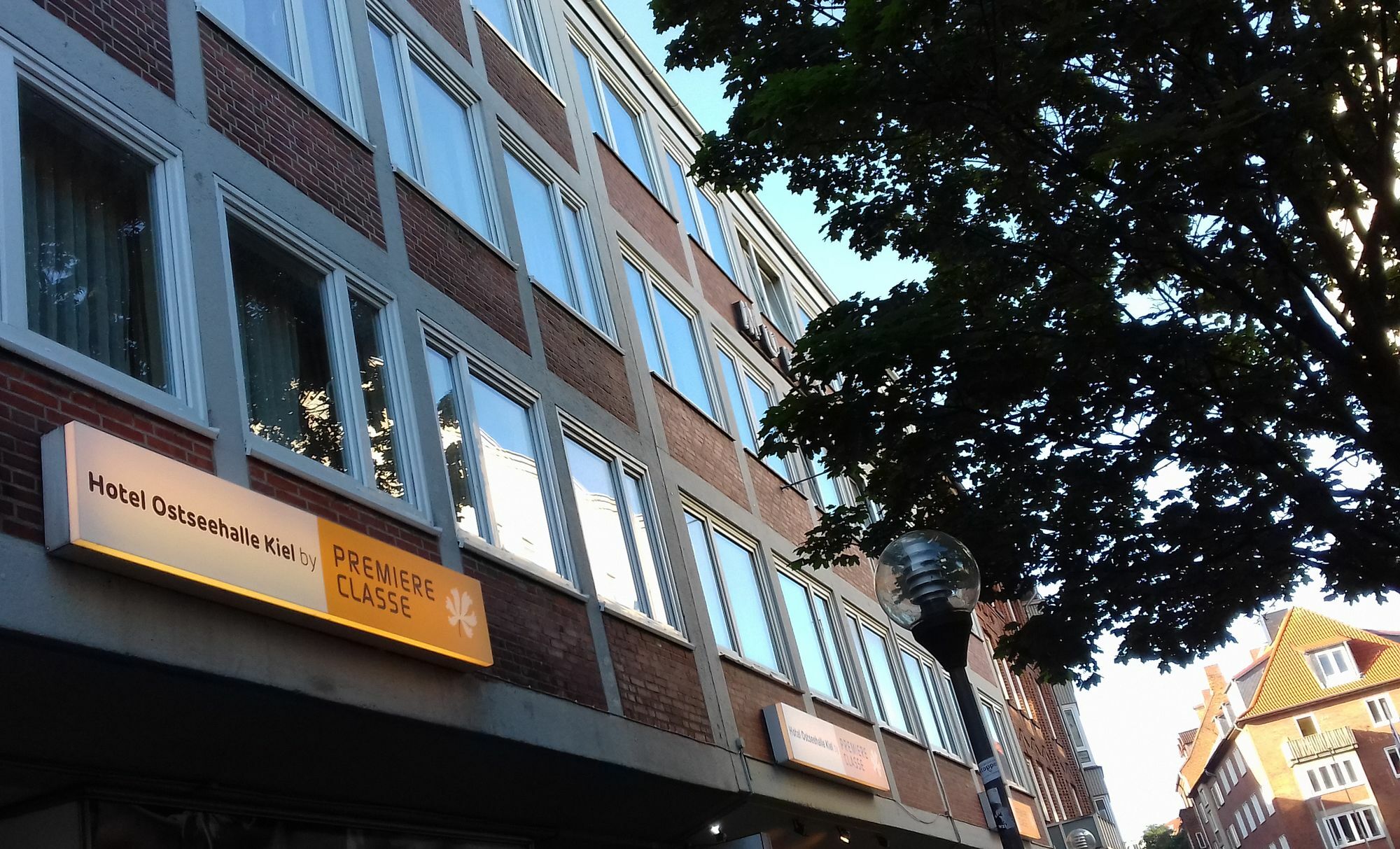 Hotel Ostseehalle Kiel By Premiere Classe Екстер'єр фото